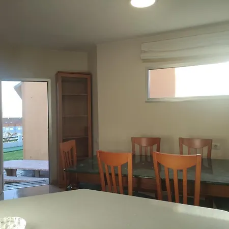 Hébergement de vacances Aqualecer Montalvo *