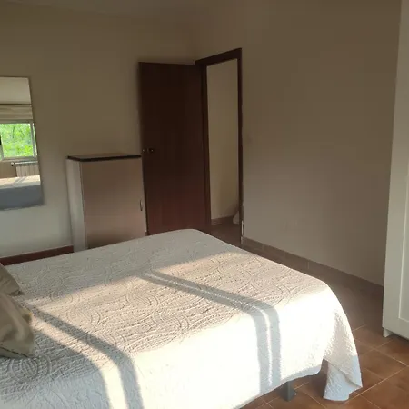 Holiday home Aqualecer Montalvo