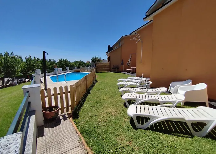 Hébergement de vacances Aqualecer Montalvo *